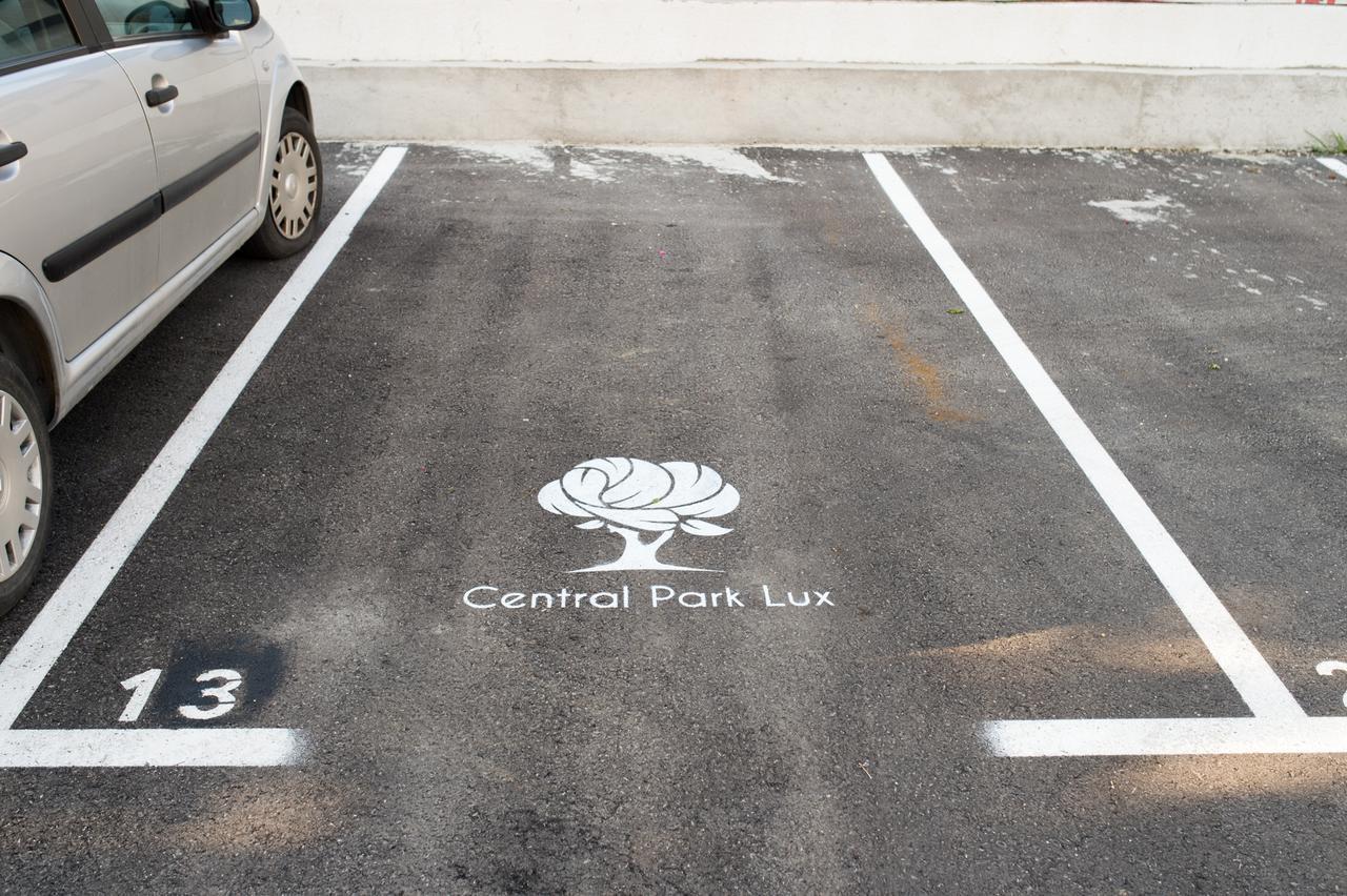 Central Park Lux Arandelovac Zewnętrze zdjęcie